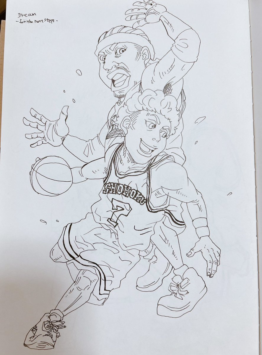 部屋掃除してたら懐かしい落書きが出てきた🏀 大学の時に再ハマりしたときのやつだから当時のNBAスターをたくさん描いてたなあ。 レブロンジェームズが今も現役で、日本人選手が同じチームでプレーしてるなんて当時は思いもしなかったし、りょーちんが渡米するとも思ってなかったぜ✨