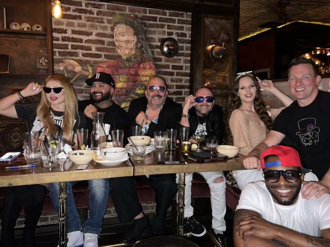 And here are more photos from my birthday dinner with @FlyntDominick @JamesBartholet @lisadaniels3 @RomeMajorxxx<a href="/tag/pittsburgh"class="tags"><span>#pittsburgh</span></a>