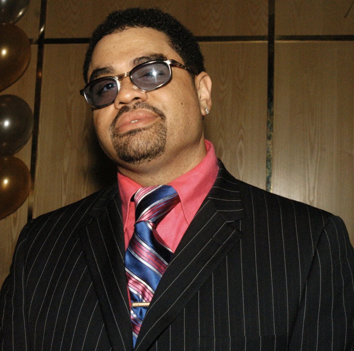LegendsllLiveOn's tweet photo. Former Heavy D &amp; the Boyz frontman Heavy D would’ve been 56 today #RIPHeavyD #RIPTroubleTRoy https://t.co/5E3LSbkJoV https://t.co/XEHQ68D9cQ