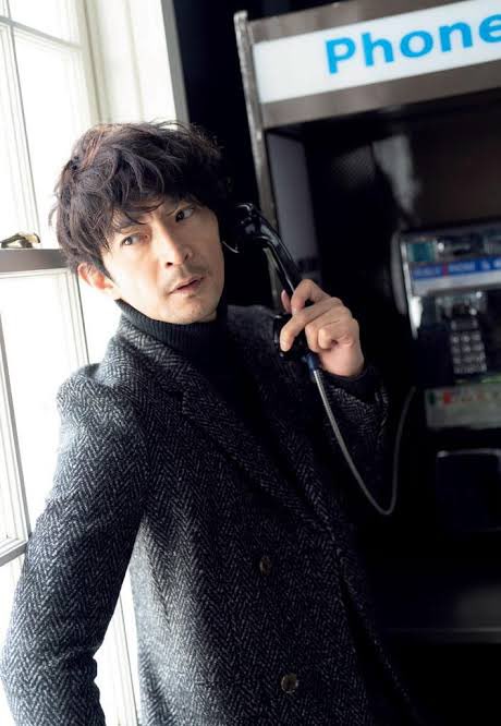 잘 지내시나요 여러분들
저는 최근 이 남자들을 사랑하고 있어요