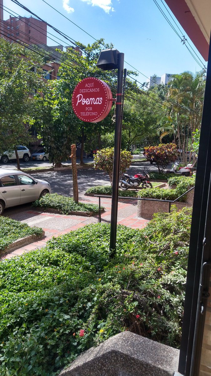 Cabina Literaria tweet media