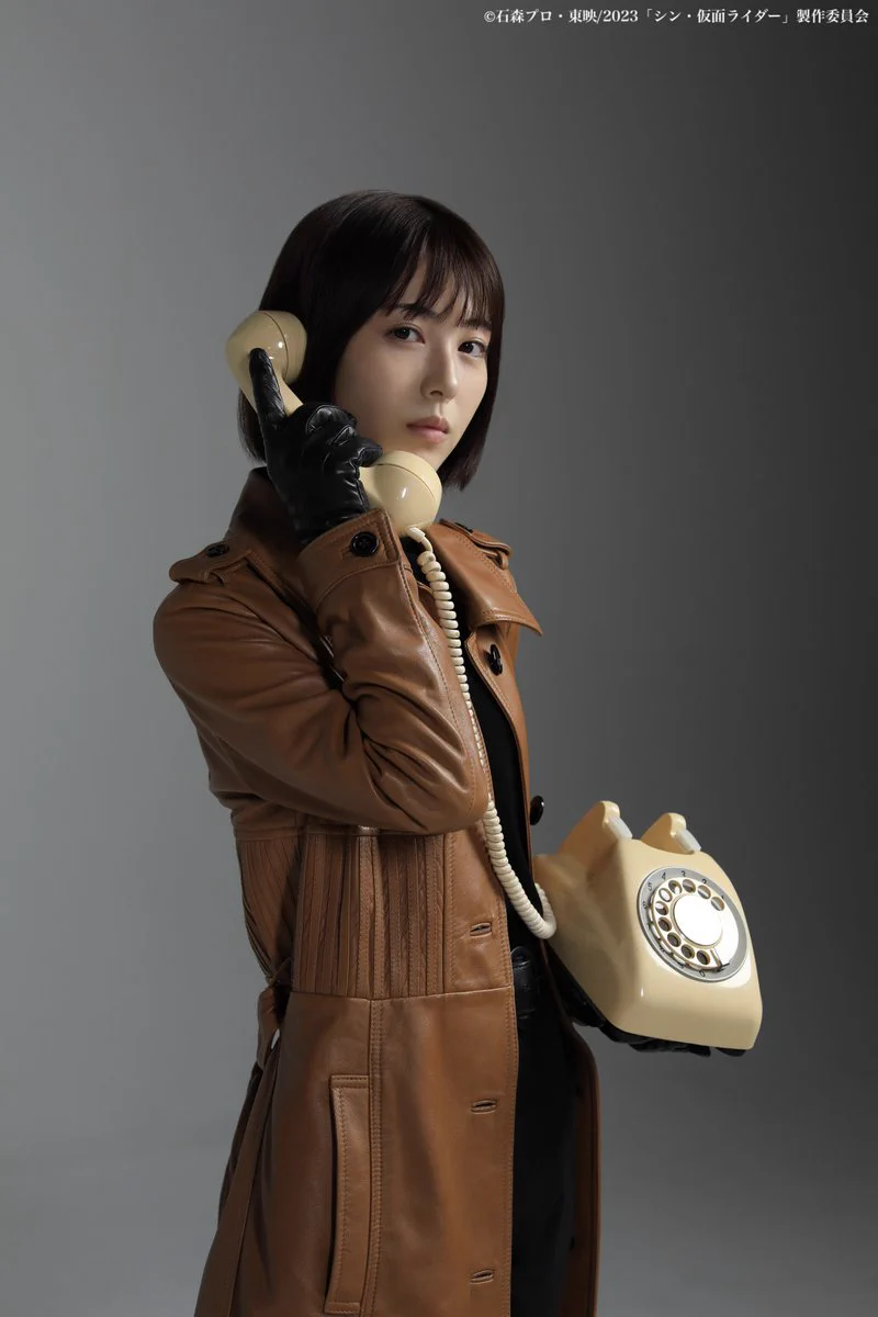 #緑川ルリ子 の瞳は生体電子計算機として機能するときだけ #瑠璃色 に変わる。でも私たちはそうでないときの黒い瞳の彼女が好きだ。なぜなら……人間 #浜辺美波 のことがどうしようもなく好きだから。
変わるモノ。変わらないモノ。そして、変えたくないモノ。
#シン・仮面ライダー #δoYo匡～彧  