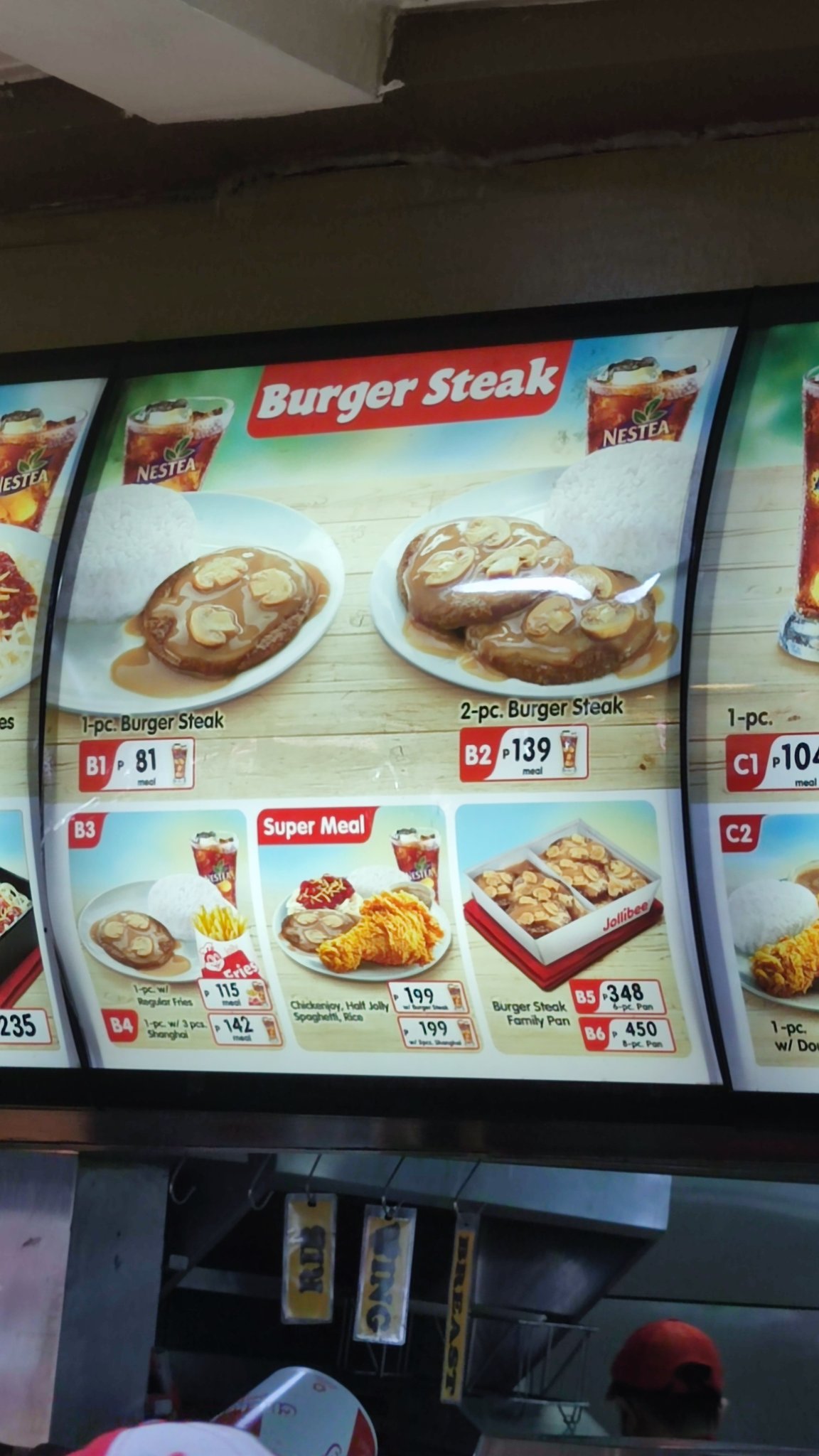 X Diana Limuco Crush si YUE Lapillus Burger steak and