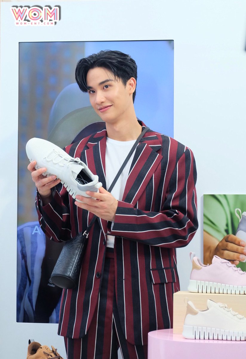 NooYoongNa's tweet photo. เตตะวันเป็นคน Friendly เป็น Friends of .... @Tawan_V #Tawan_V
#FriendsOfKiehls
#FriendsOfECCO
#FriendsOfATTACK
#FriendsOfSF https://t.co/BythSj3F0a