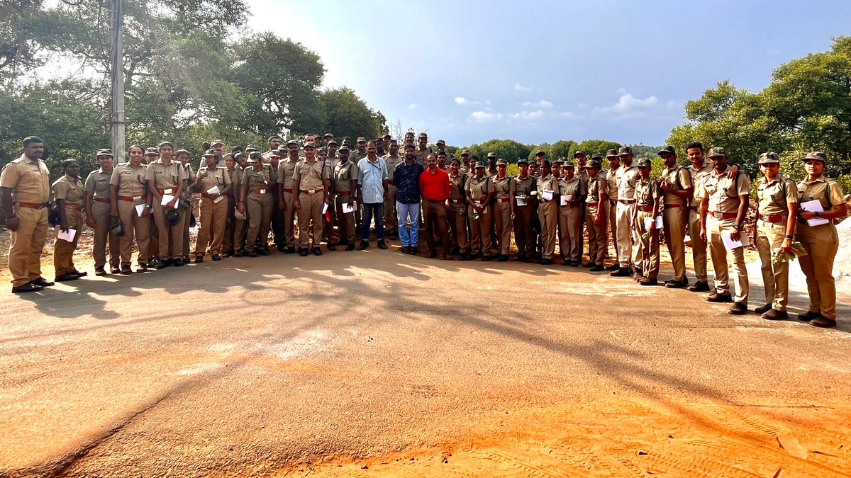 wti_org_india's tweet photo. Our team at the #KannurKandalProject conducts a workshop on mangroves for beat forest officer trainees, SFTI Valayar.
This project is supported by the @SBI_FOUNDATION
#SBIFoundation #SBIFCONSERW #ServiceBeyondBanking #SBIF #CSR #WTIatWork https://t.co/fml99Z0hao