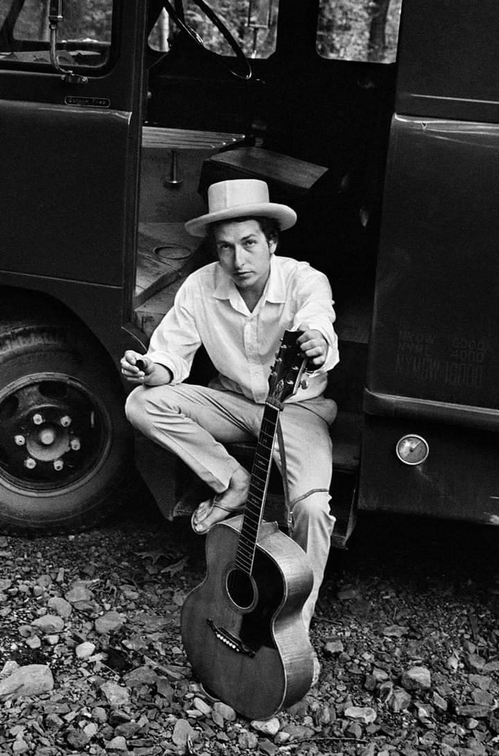 Happy Birthday to Bob Dylan who turns 82 today! 