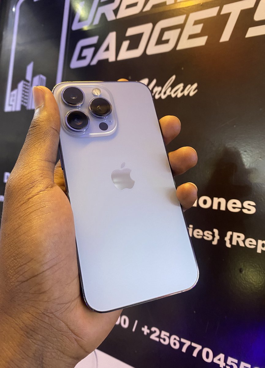 UrbanGadgets256's tweet photo. Offer⏳

 iPhone 13 Pro
256GB✅ Face ID✅ Dual Sim✅

Price tag; UGX 2,950,000

Call/WhatsApp; +256759522700
#UrbanGadgets https://t.co/nOikOmTxL3