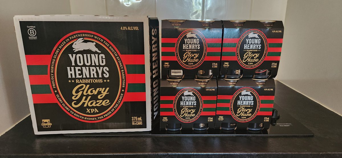 Kanomorris's tweet image. Look what came in the mail 2day.@SSFCRABBITOHS @SteveMavo @ThisIanRoberts @em_ma_121 @RagingBunnyBlog @BlakeSolly .can&apos;t wait 2 drink this on satdy nite while watching souths win.