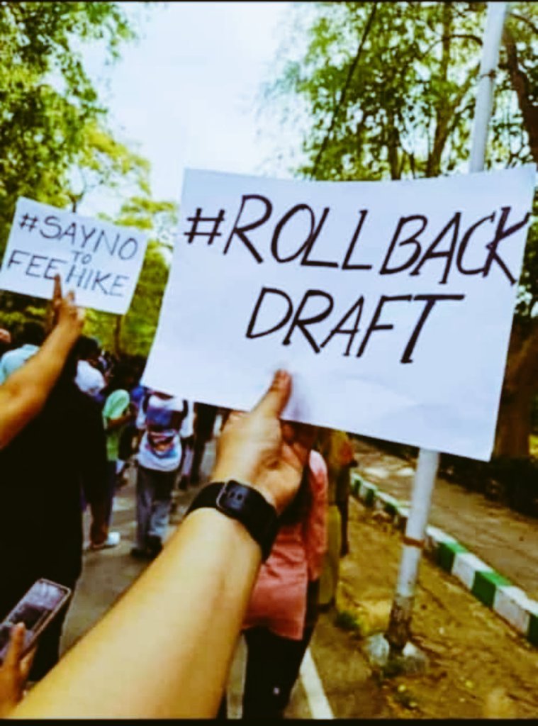djdeepti10's tweet photo. #StopFeeHikeIARI https://t.co/6szfZlIRks