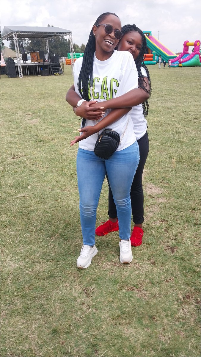 leratoc90's tweet photo. @DMOS_SA @motswedingfm #thagamoso @Selloane_Sebalo #thagamoso ke godisa Remofilwe Babedi DC 000 NW o le reeditse https://t.co/eV78xEzkEz