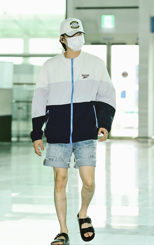 Fw3s3ZjakAEETMd?format=jpg&name=medium