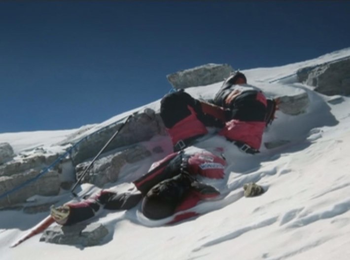 nmraziz's tweet photo. Tahukah anda
terdapat lebih 200 mayat jalan ke puncak Everest dan mayat mayat ini dijadikan jalan petunjuk ke puncak Everest https://t.co/oF6adof84r