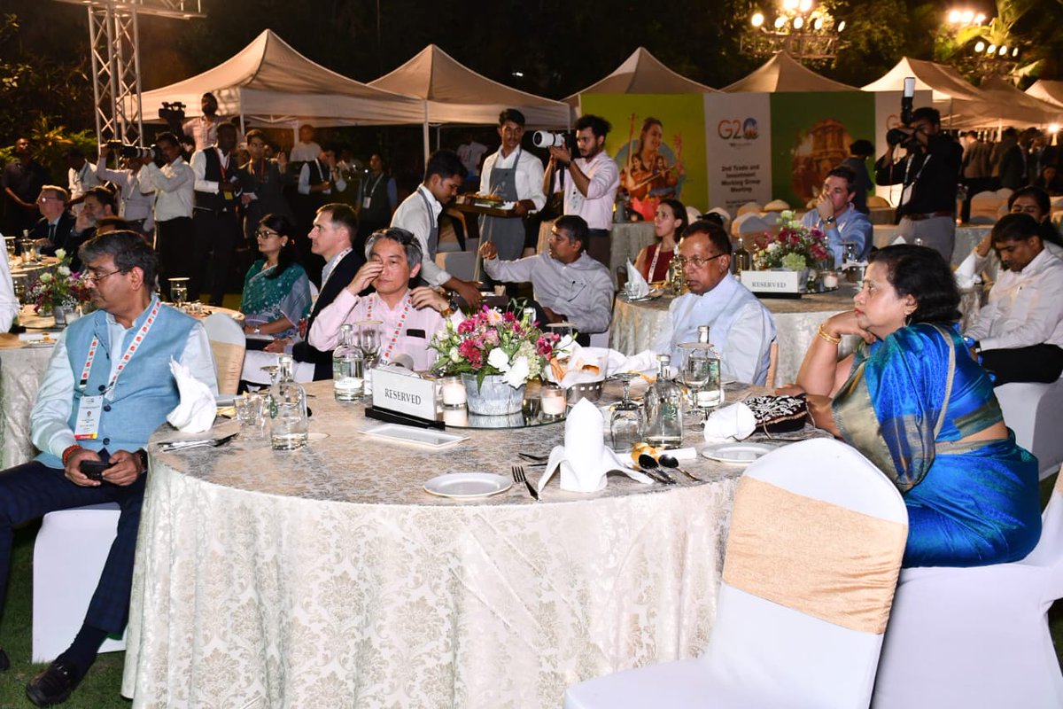 SomParkashBJP's tweet photo. Delightful &amp; Memorable Evening Yesterday in Bengaluru!!

The #G20 delegates enjoyed traditional cultural performances &amp; exquisite cuisines in the Garden City, on the sidelines of 2nd meeting of #TIWG.
#G20India #TogetherForTrade 
@g20org https://t.co/A8n4PBIJRJ