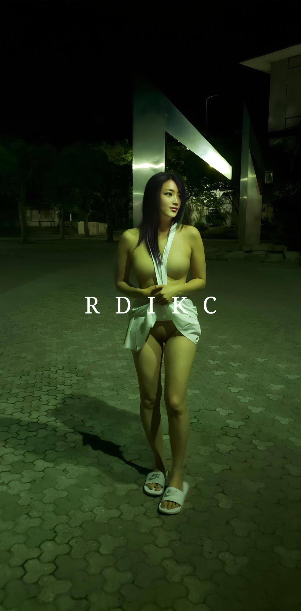 RDIKC 露出  / X
