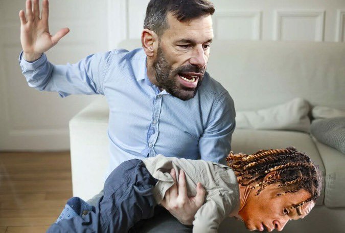 Ruudje ontslagen na grensoverschrijdend gedrag? 

Xavi billenkoek gegeven! #Xavi #RuudvanNistelrooij #psv