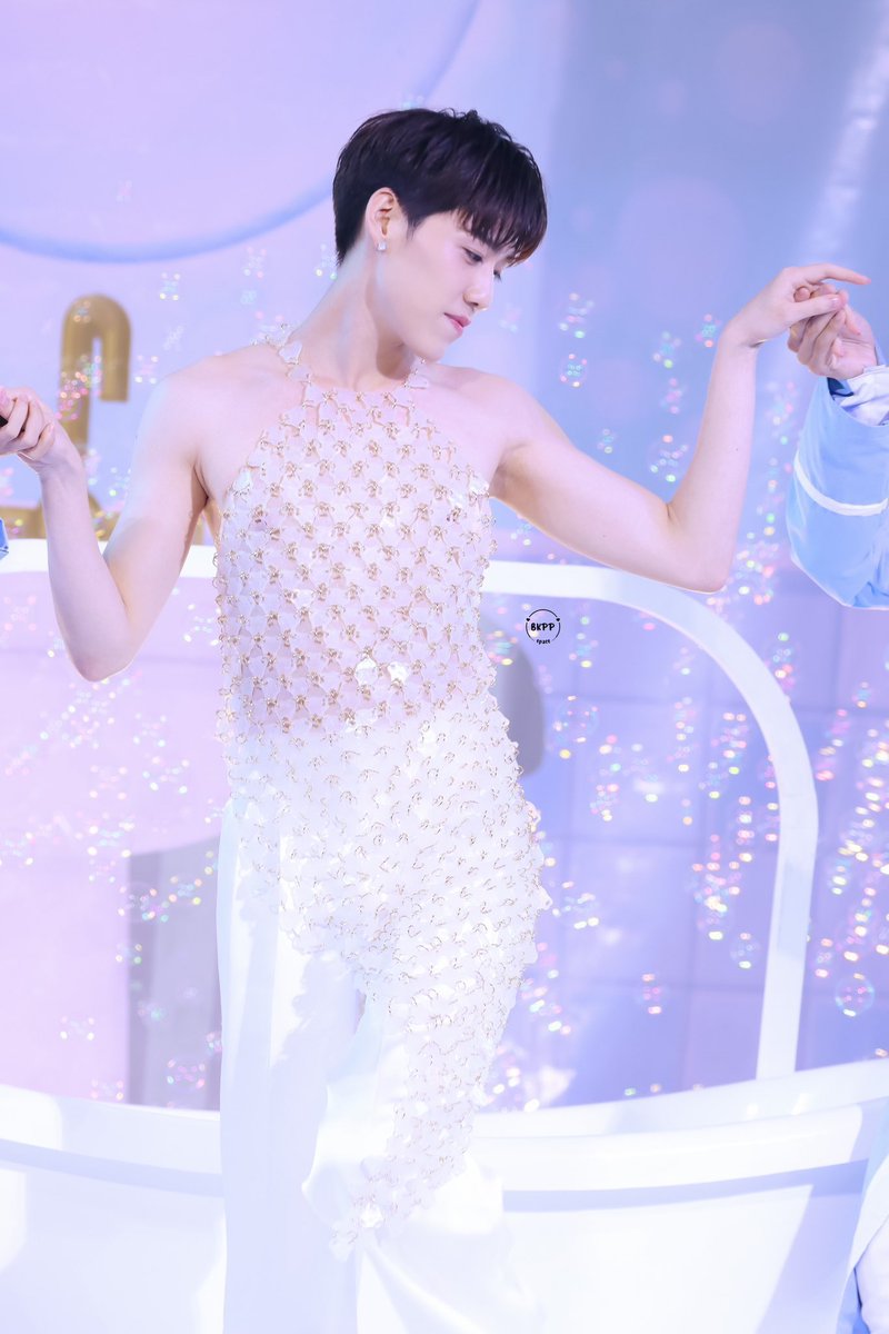 ireen_0063's tweet photo. คนที่สวยกว่าพีพีเมื่อวาน คือพีพีในวันนี้ คนที่สวยกว่าพีพีวันนี้ คือพีพีในวันพรุ่งนี้ ❤️‍🔥 #PPKritShowerDay https://t.co/2ulsH8yF5F