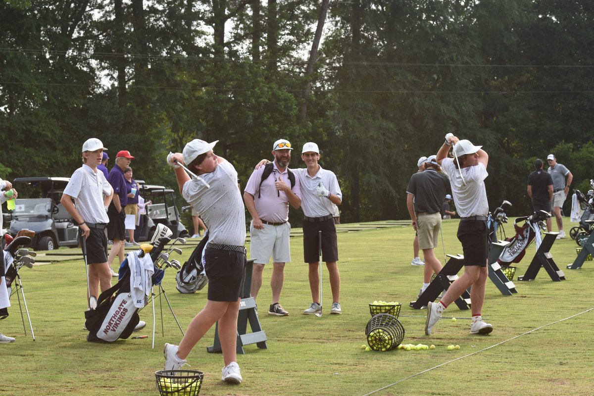 jcavanaughgolf's tweet photo. Wrapped up my junior year at Northgate by shooting 73-76 with and eagle on my last hole! Enjoyed every moment with the boys! @NGVIKINGSGOLF https://t.co/CsTchY9C6Z