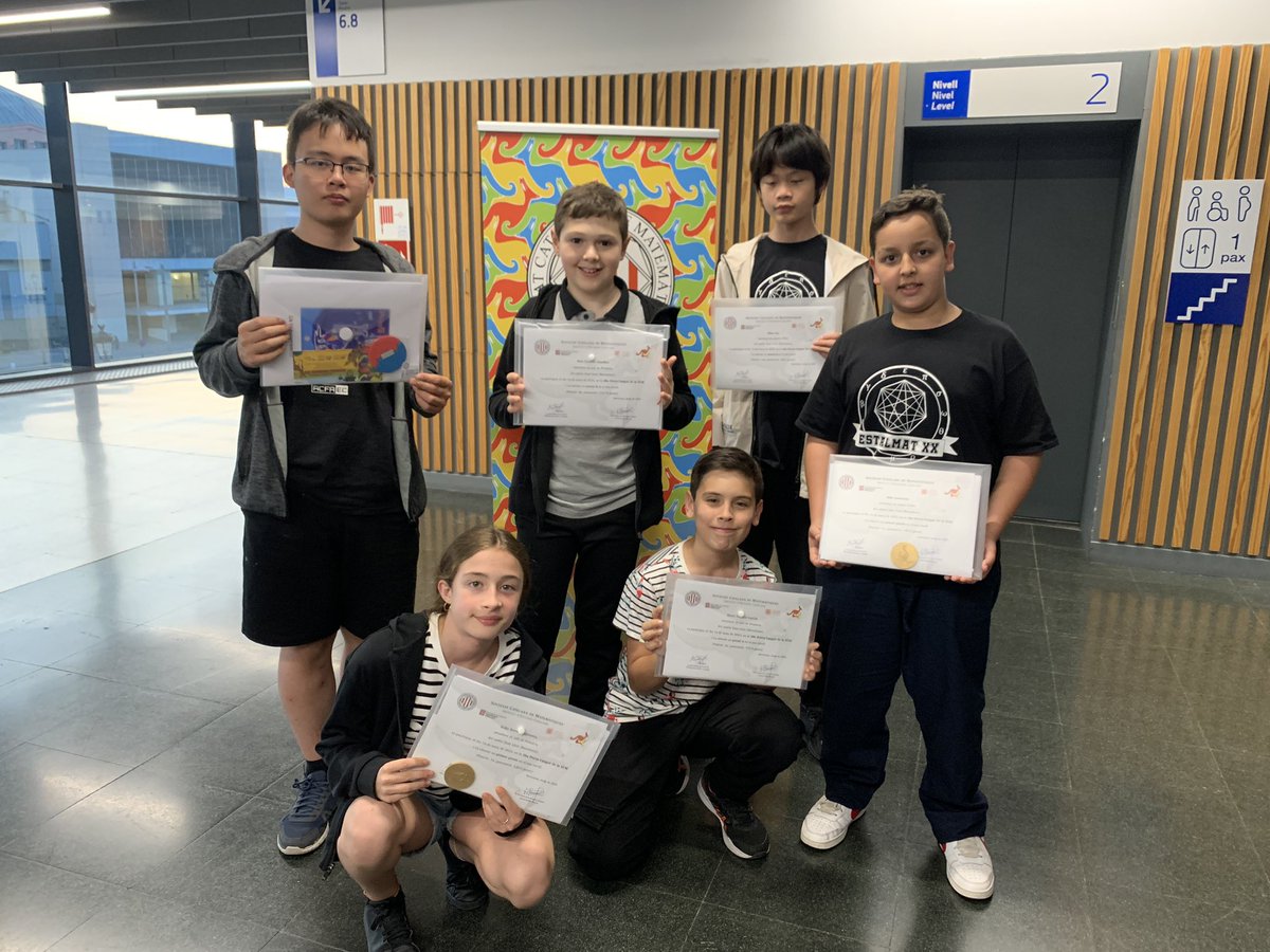 Col·legi Sant Lluís tweet media