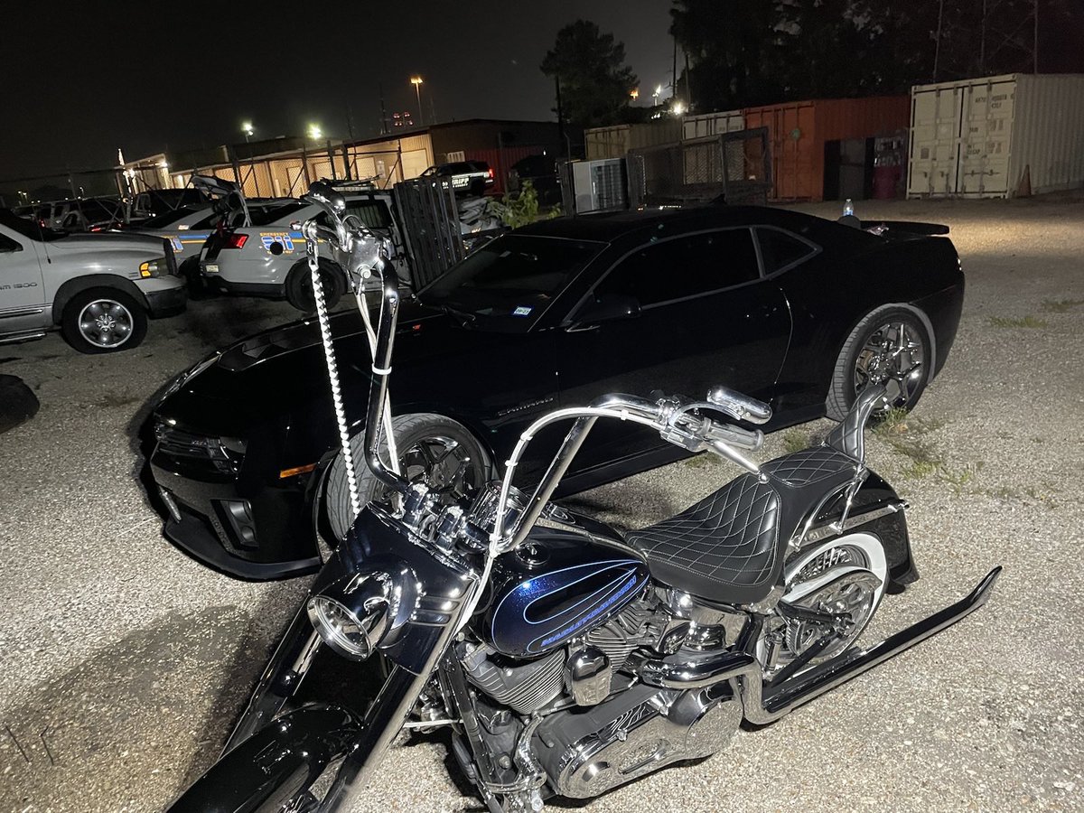 D5 CRU along with DPS MIG conducted a narcotics investigation which led to the seizure of Fentanyl, Heroin, Meth, Xanax, 4 guns, 1 vehicle and 1 motorcycle. A total of 4 people were arrested on multiple felony charges. When agencies work together, the community always wins!