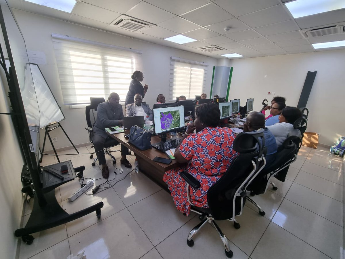 Esri Rwanda recently conducted an insightful two-weeks training session with the ARPCE team, focusing on ArcGIS Solutions for enhanced efficiency in operations and reporting processes.🗺️

#ARPCE #ArcGIS #Efficiency #Training #ArcGIS #GeospatialSolutions #GISTraining