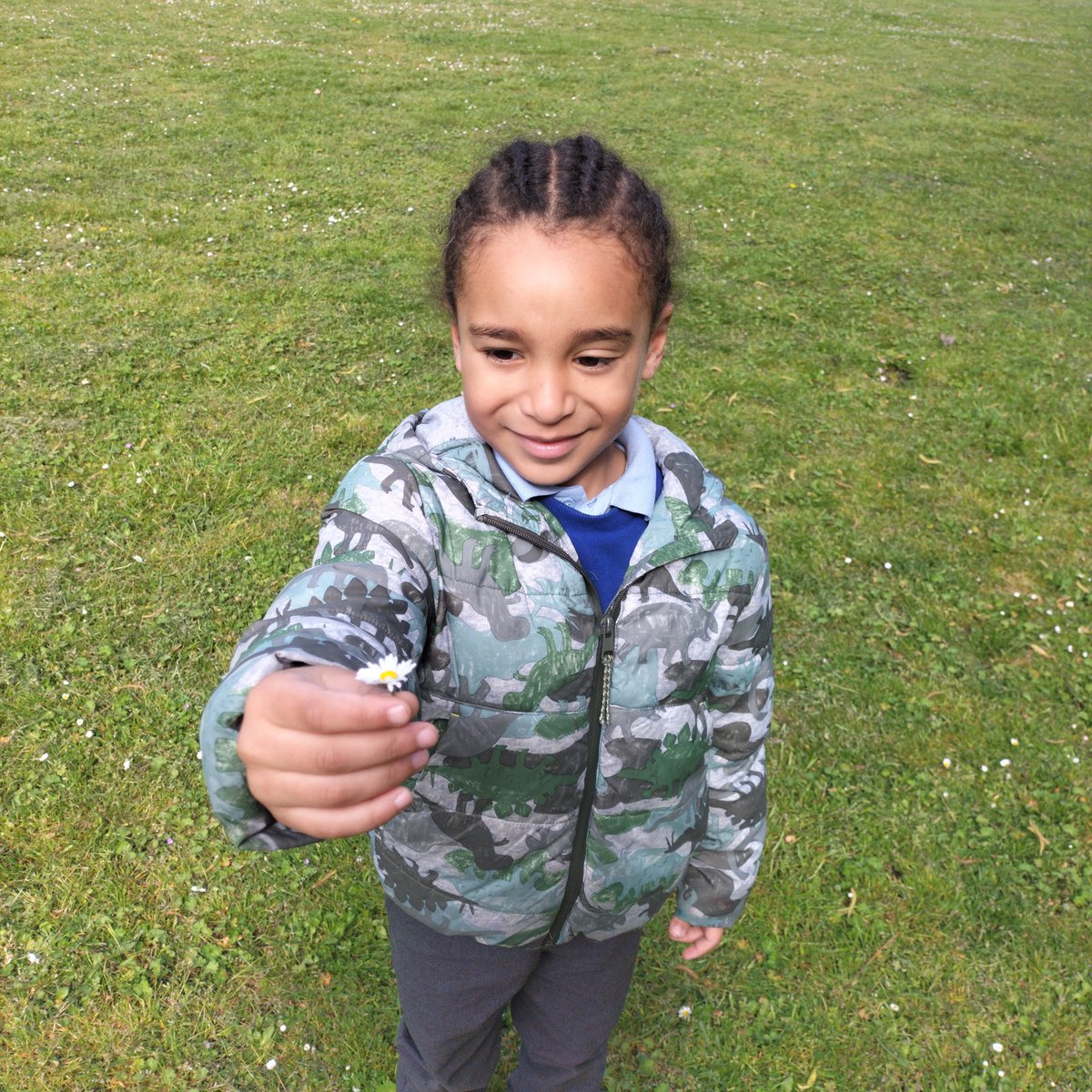 🌳RECEPTION - TRIP TO CHINBROOK MEADOWS
Reception enjoyed looking for signs of spring in Chinbrook Meadows.🌳