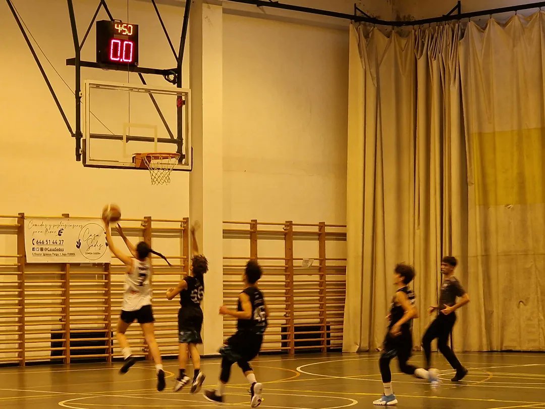 cbaspontes's tweet photo. ❗ INFANTIL MIXTO ❗
BBCA 35 - 69 Servicio Móvil CB As Pontes.
#cbaspontes #aspontes #ImosCB #infantilmixto https://t.co/9EM9izZsM1