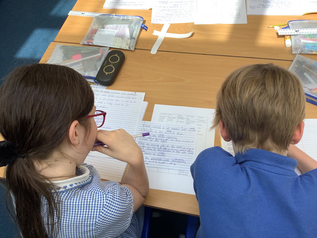 NPS5B's tweet photo. This morning Year 5 have been editing and improving a piece of instruction writing from year 2. We were looking closely at the Year 5 objectives for this genre of writing and adding these features where possible ✏️ #npsenglish https://t.co/HS04rxq9k9