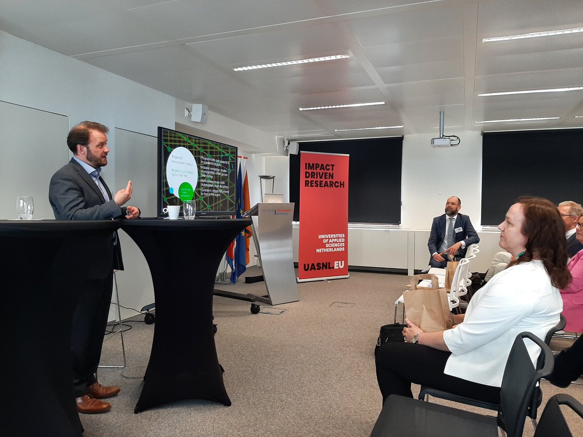 That's a wrap! Moderator Simon Pickard <a href="/scibus/">Science|Business</a> wraps up the final discussion on UASs as partners for SMEs. So many good practices already, and still a lot to be gained for regional approaches and European funding.