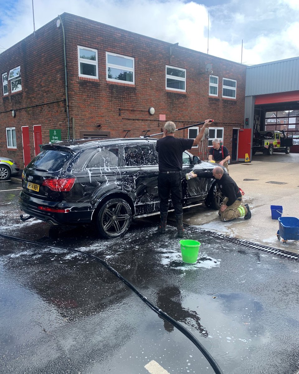 SurreyFRS's tweet photo. Next month we have not one, but TWO charity car washes 💦 🚙 

📆 Reigate Fire Station 24th June 10am - 4pm 
📆 Painshill Fire Station 24th June 10am - 4pm

Come along and get your car cleaned by the crew and also raise money for The Fire Fighters Charity 🚒 

@firefighters999 https://t.co/qwRZhZmRH6