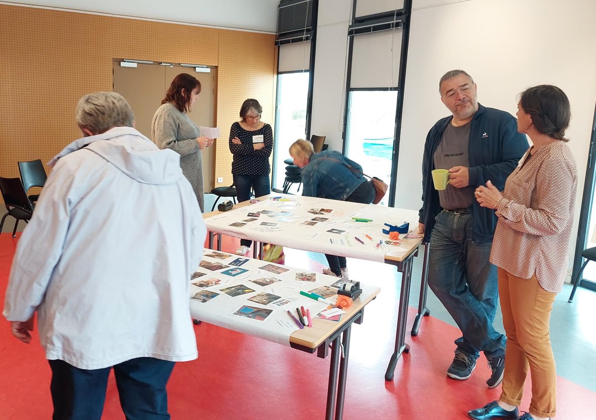 🗨️ Les 3 temps d’ateliers participatifs proposés début mai aux habitants des 11 communes ont permis aux participants d'apporter leur contribution en imaginant la MÉDIATHÈQUE DE DEMAIN.

#participation #culture #mediatheque