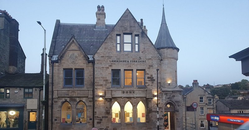 ArchHFund's tweet photo. Following the announcement of our partnership with @HeritageFundUK, you may be wondering how you can learn more about the UK Heritage Development Trusts programme.

We're hosting 4 online information sessions over the next few weeks.

Find dates and times:
https://t.co/EJK54RstZr https://t.co/aKLuE5tob3