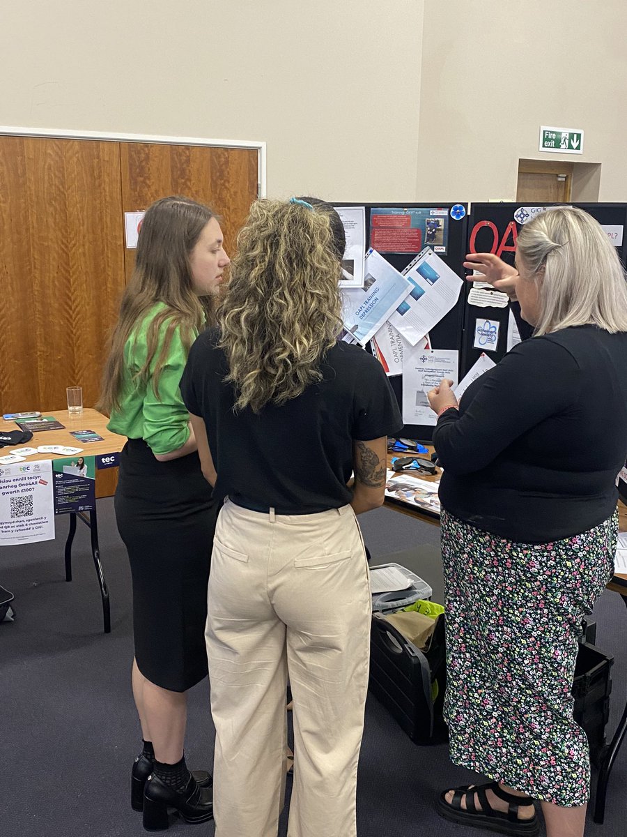 OAPL_ABUHB's tweet photo. Regional dementia conference 2023: influencing, shaping and improving dementia care 💙 #ABDementiaCare https://t.co/IT0pkf8muN