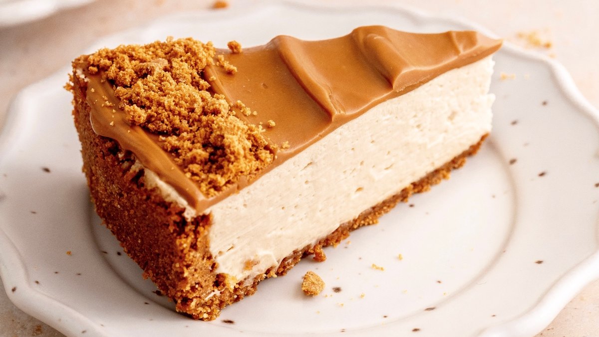 cakefactory_UK's tweet photo. Get our new biscoff cheesecake for 50% off!! deal ends 25th may https://t.co/tOaxjgdKuH