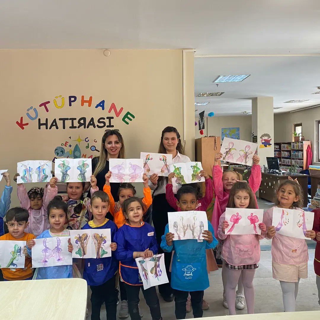 il_nigde's tweet photo. Bugün Alpaslan Anaokulu öğrencileriyle birlikte önce kitap okuduk daha sonra ip baskısı yaptık ve çok eğlendik.😉🤗

#kütüphanedehayatvar 
@etkinkutuphane
@ktbkygm https://t.co/Ehznqhl1V1