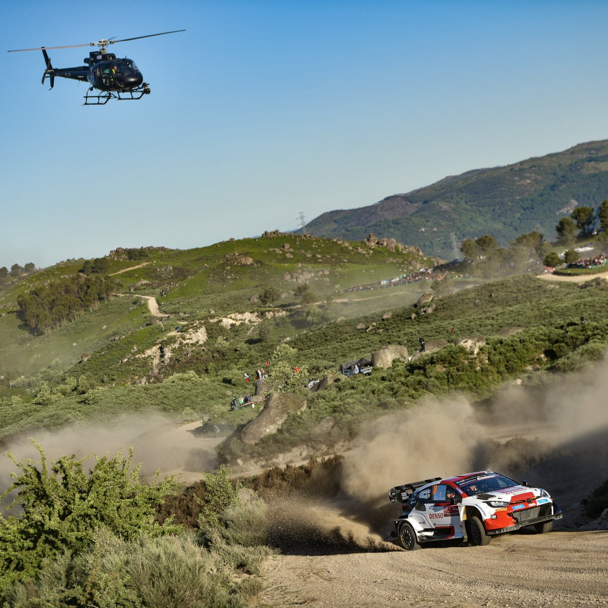 Takatakatakataka 🚁🚗

#ToyotaGAZOORacing #GRYaris #WRC