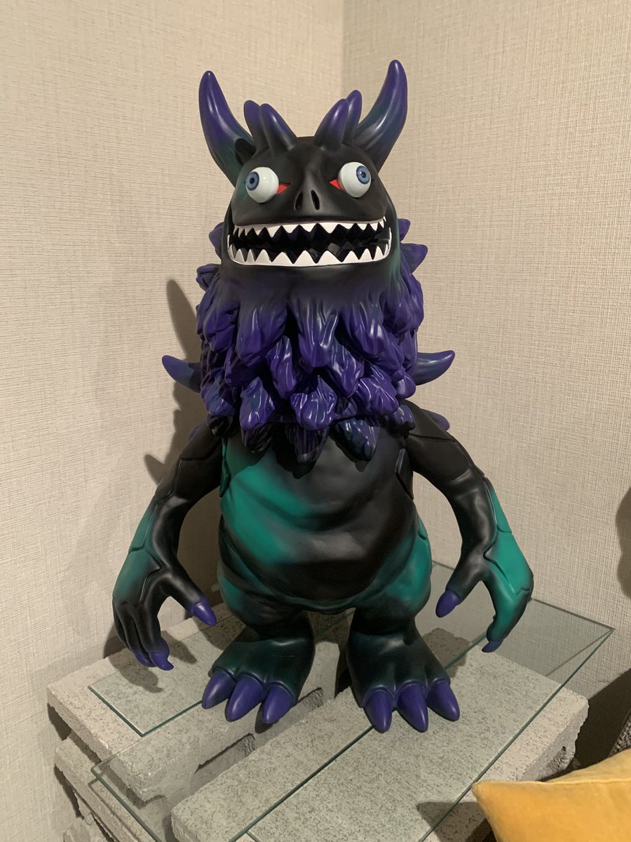 mukGOMORA's tweet photo. 遂に部屋に飾りました✨
かっこよぃ
このサイズのコレクションケースがなかなか無いので結局そのまま飾りました
フォルムが素敵です😍
#RANGEAC
#T9G https://t.co/kPf0g2146K