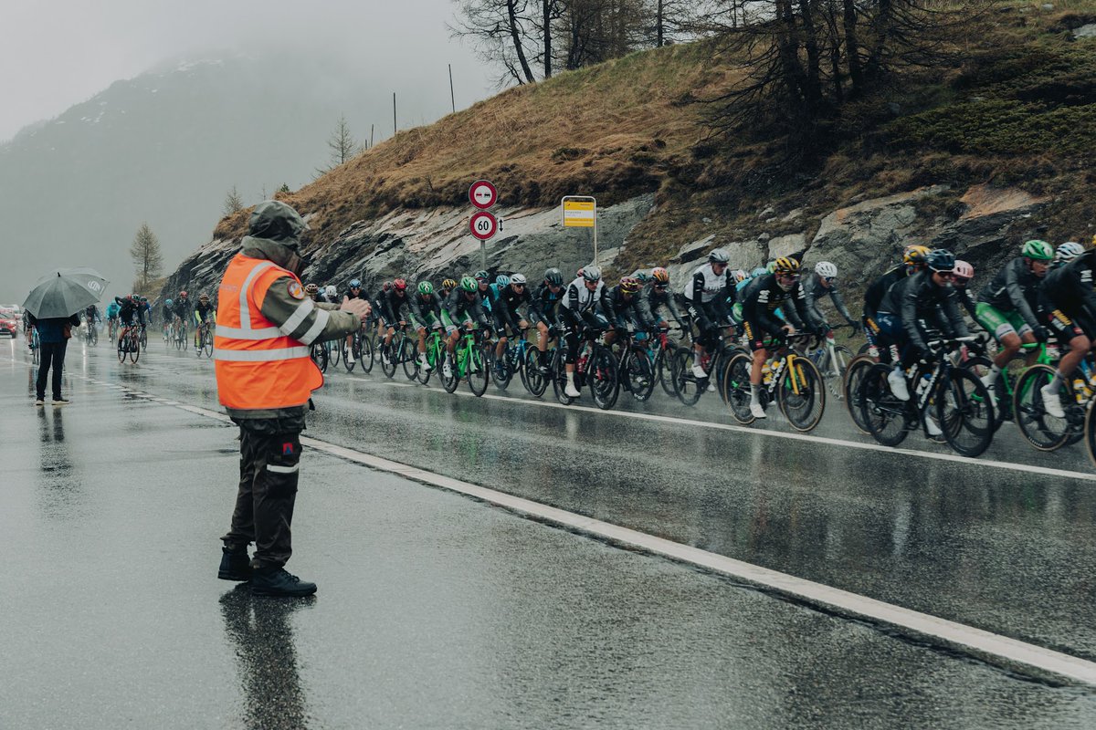 La protection civile Valais était présente pour le Giro d'Italia 2023 lors de son passage en Valais.
Zivilschutz Wallis war für den Giro d'Italia 2023 bei dessen Durchreise durch das Wallis präsent.
