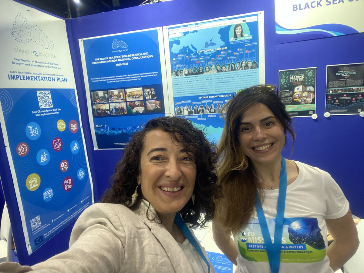 Young ambassadors find each other everywhere!

#Mediterranean Sea ambassador @InesBoujmil visited @ConnectBlackSea booth at #EMD2023 and listened to recent activities of #blacksea #youth. 

We didn’t miss the chance of exchanging what we can do together as #ECOPs 😎