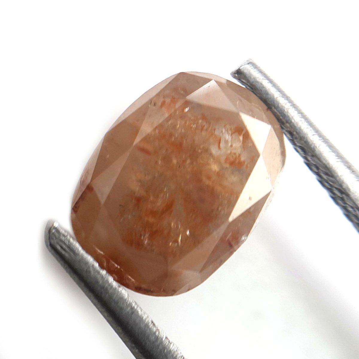 AvellinnoJewels's tweet image. 2.25 Carat Loose Oval Shape Rustic Diamond For Handmade Pendant Making 💎💎

#ovalshapediamond #rusticdiamond #loosediamond #naturaldiamond #facetedcutdiamond #looseovaldiamond #ovalrosecut #fancycolordiamond #browncolordiamond #diamondstone #polisheddiamond #rosecutdiamond