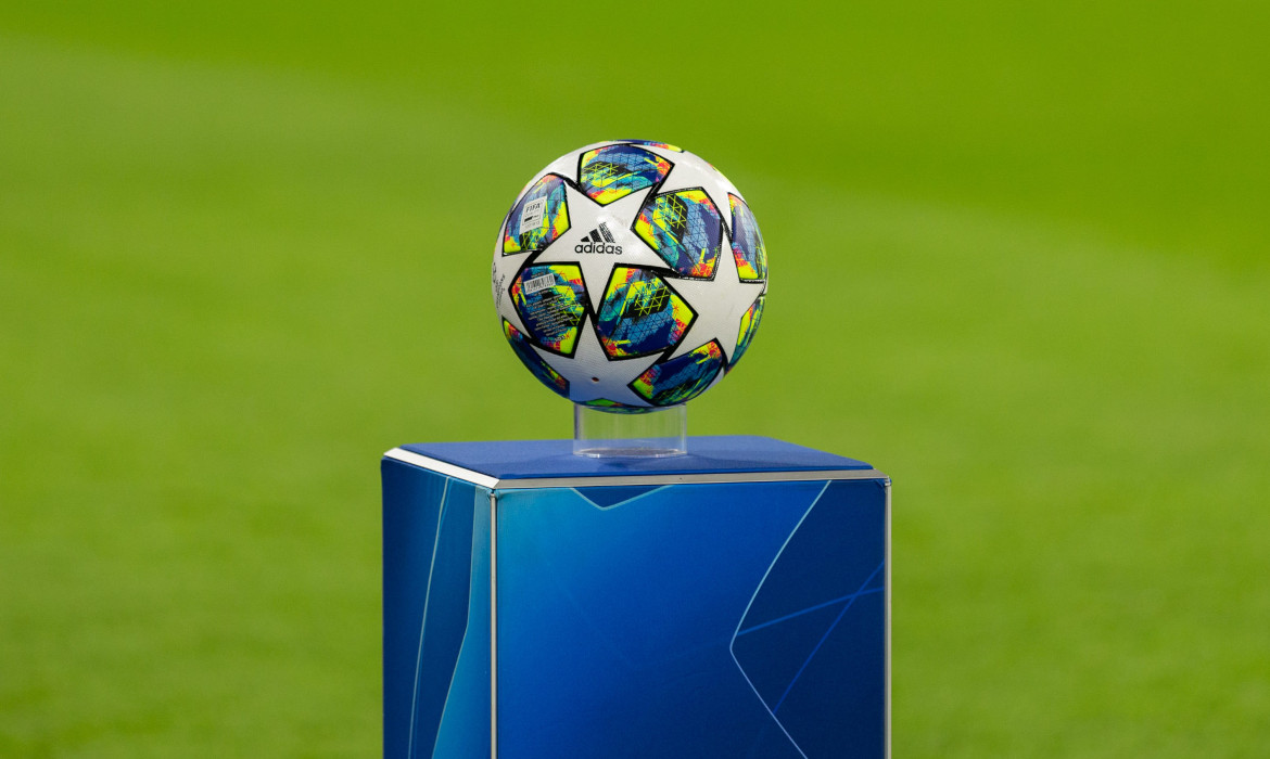 Au_Stade's tweet photo. 🚨 Les plus belles finales de Ligue des champions https://t.co/nZBko1lnIY https://t.co/gQihpcCDqO