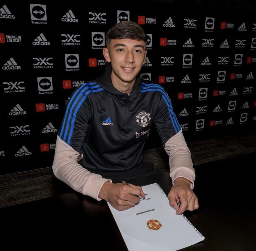 Sonny Aljofree signs his first professional contract with Manchester Utd. 

Had a really good season at CB. Excellent performances for U18s so was moved up to U21s. Also loaned to Altrincham for experience.