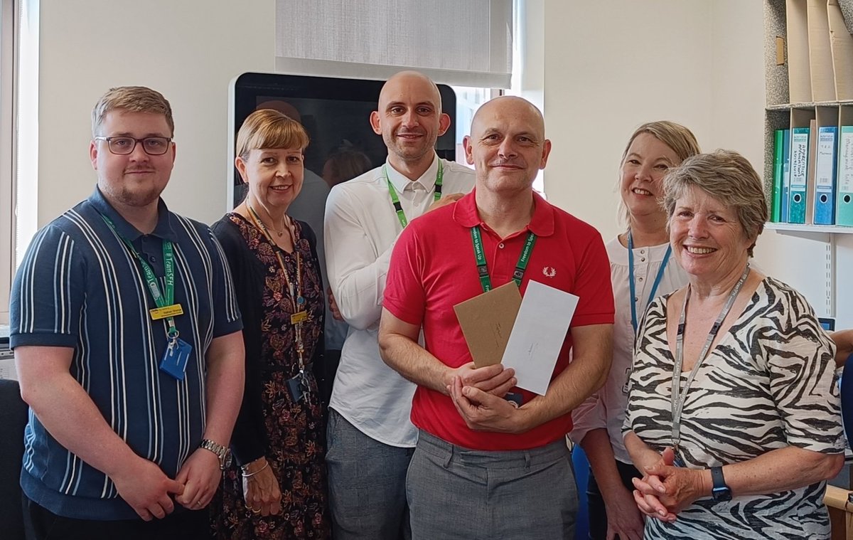 Annette Robinson tweet media