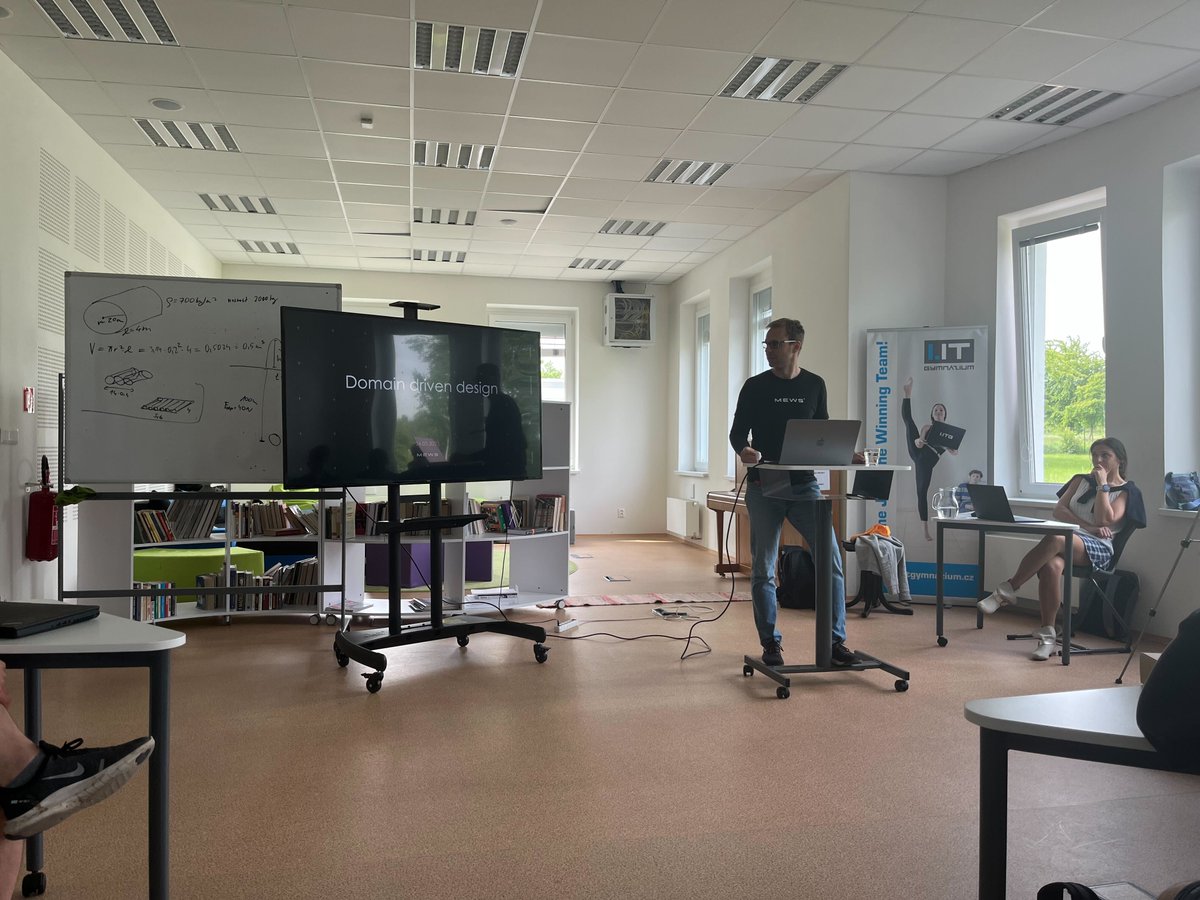 MewsRnD's tweet image. Our @MewsSystems Senior Staff #backend Engineer Petr Koutný was teaching students of 1st #IT gymnasium in 🇨🇿
Todays topic was #domaindrivendesign We are happy to support this initiative in the future to see more IT specialist in the field! 🙏
#iteducation
#mews
#Engineering