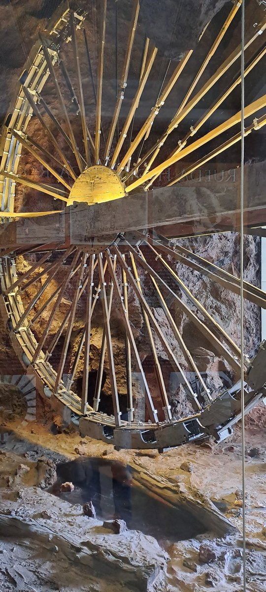 Noria romana de las minas de #Riotinto. Única en el mundo.
<a href="/MuseodeHuelva/">Museo de Huelva</a>.