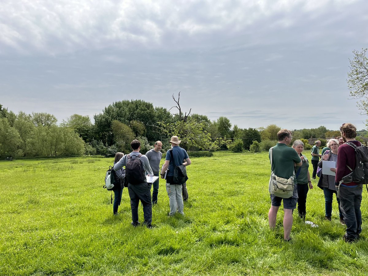 I had the pleasure of spending #biodiversityday on a BNG day out with the @BBOWT team yesterday. It was a great day discussing the nuances of habitat monitoring for #BNG. It’s by no means perfect, so we will work hard to make BNG can be the best it can be for #nature recovery !