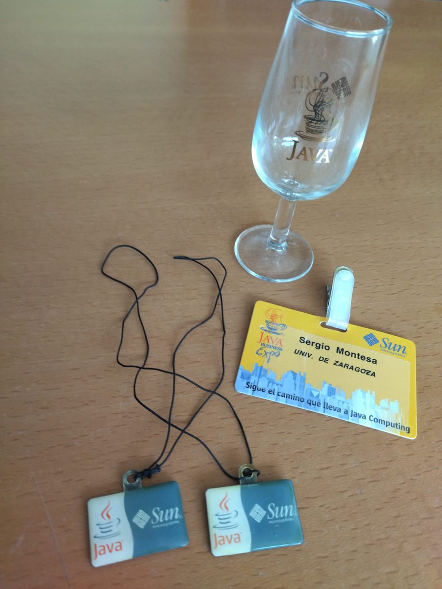 sergiomontesa's tweet image. Souvenirs from the Java Business Expo in Spain, maybe 1997 or 1998 #Java #28YearsOfJava