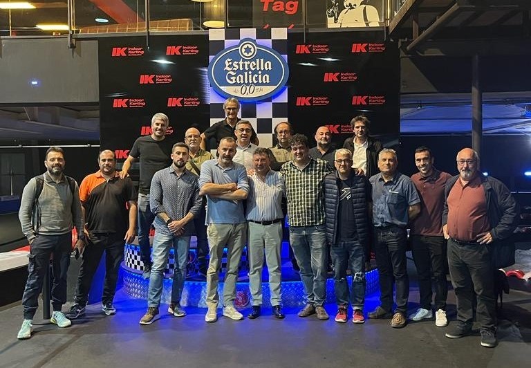 gruponovelec's tweet photo. ¡@ferroli_es sigue ampliando su catálogo de soluciones de #aerotermia!❄️ ♨️  El jueves pasado, presentó a los clientes de #Novelec su nueva aerotermia. 🌍

Más tarde disfrutaron de un karting. 🏎️ 🏁 ¡Muchas gracias a los asistentes y a #Ferroli por este día! 

#ElValorDelServicio https://t.co/4LtITndiV0