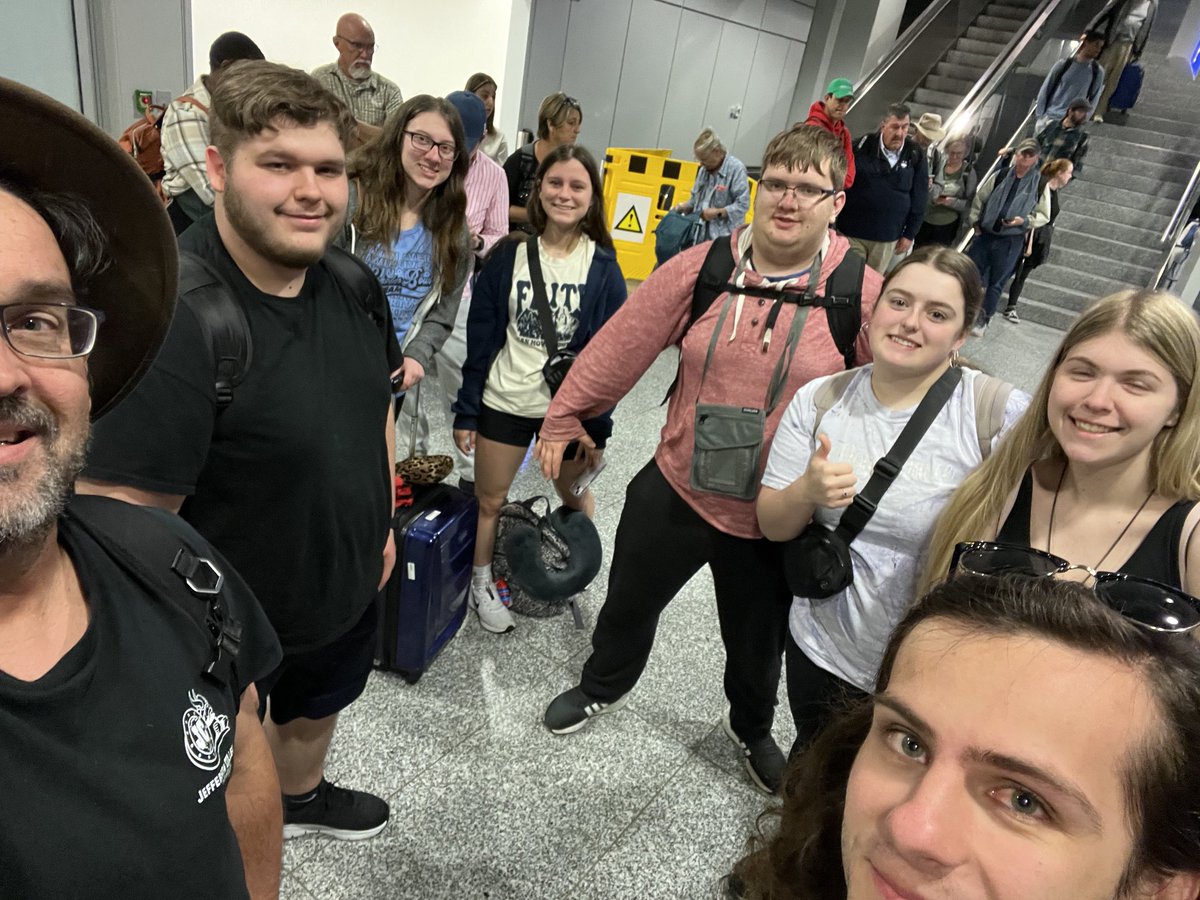 Division of HOP tweet media