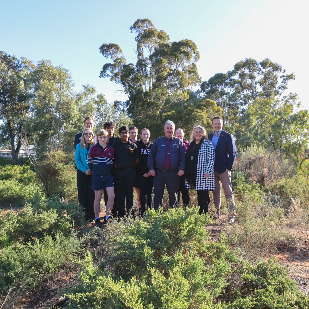 BBoyerMP's tweet photo. Standing on the spot that will be the new Port Augusta Technical College this morning with Mayor Linley Shine and Principal Simon Owens along with Port Augusta Secondary School students. Watch this space for some further exciting news about the next Tech College for SA! https://t.co/IcCINm7IYX