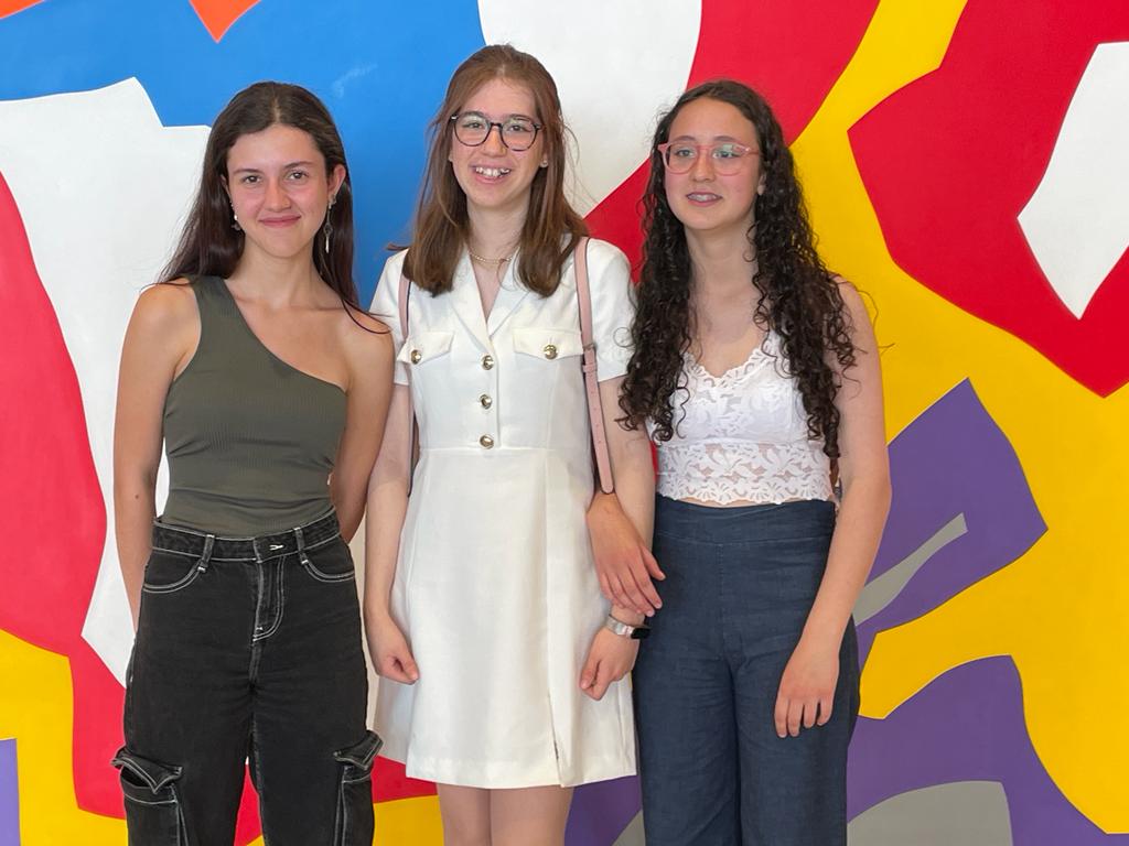 INS MariadeBell-lloc tweet media